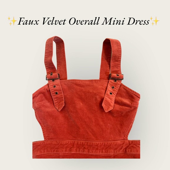 ✨Forever 21 Faux Velvet Overall Mini Dress. Size Medium✨ - Picture 4 of 9
